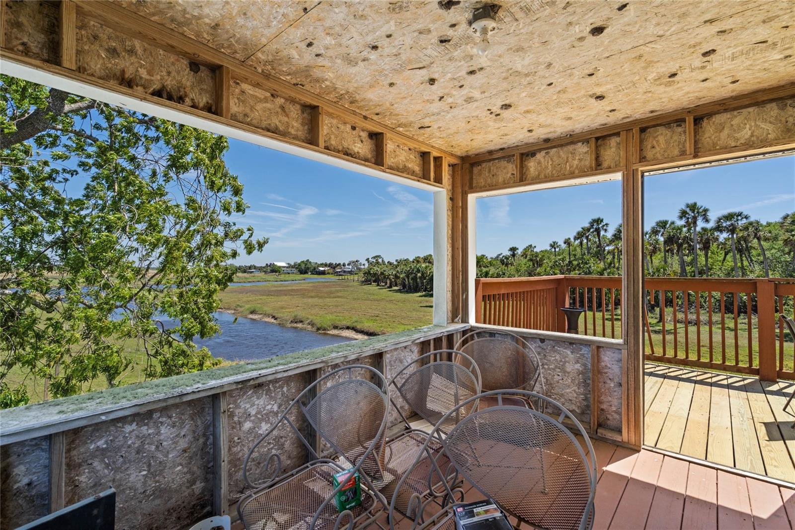 4240 LAKE HARNEY CIR, GENEVA, FL, 32732