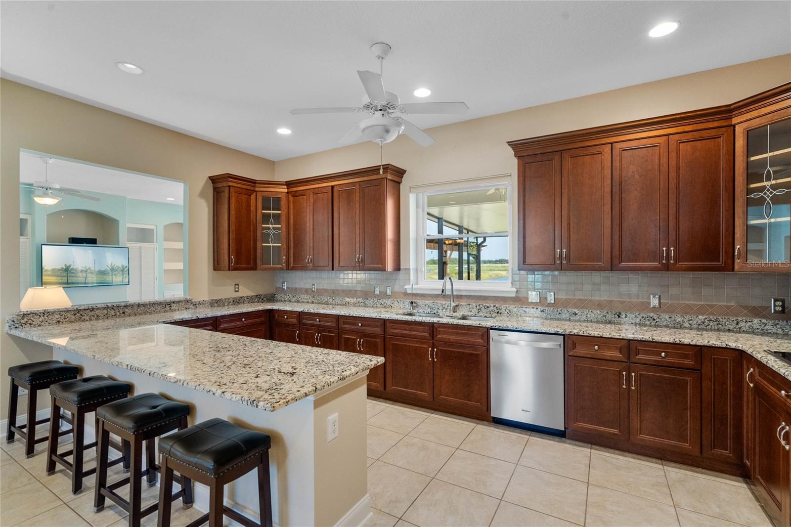 4240 LAKE HARNEY CIR, GENEVA, FL, 32732