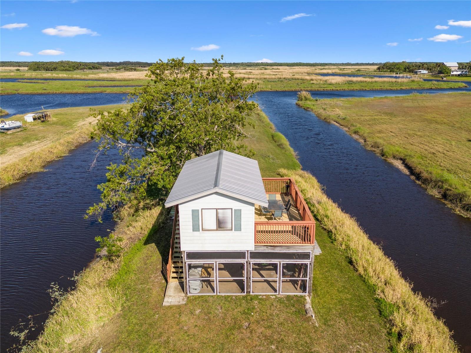 4240 LAKE HARNEY CIR, GENEVA, FL, 32732