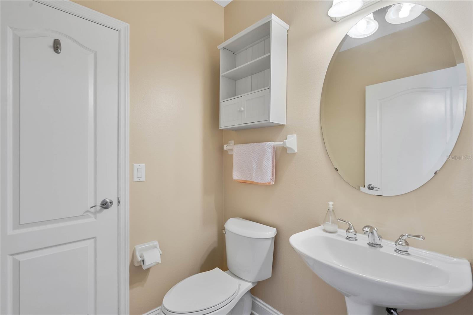 4240 LAKE HARNEY CIR, GENEVA, FL, 32732