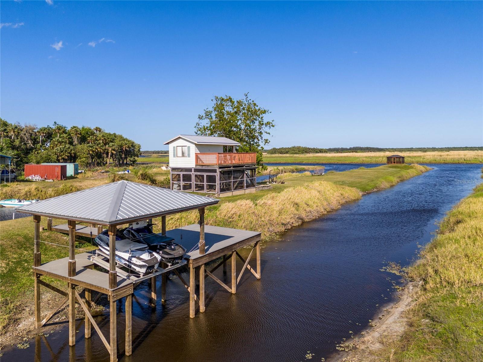 4240 LAKE HARNEY CIR, GENEVA, FL, 32732