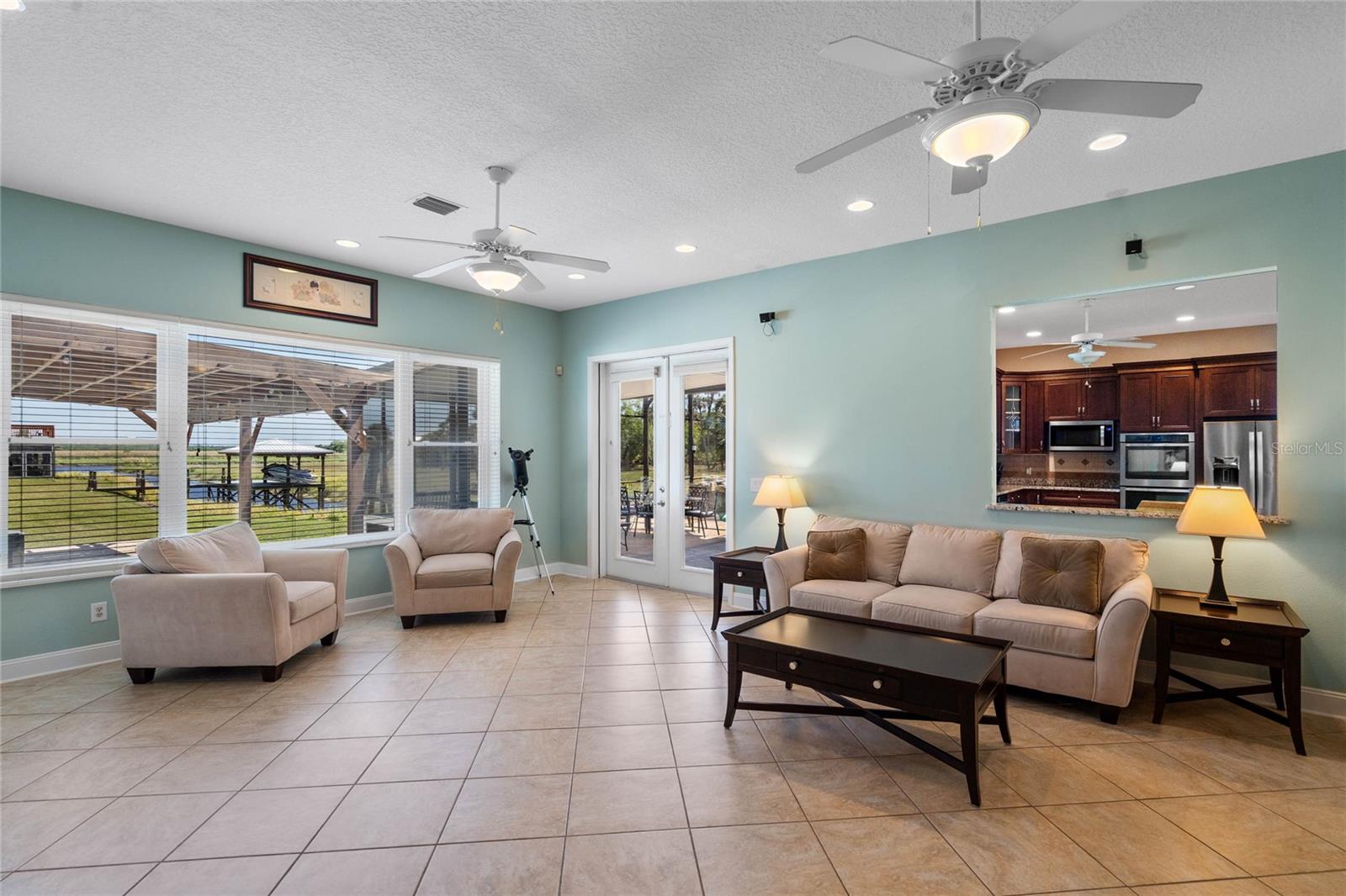 4240 LAKE HARNEY CIR, GENEVA, FL, 32732