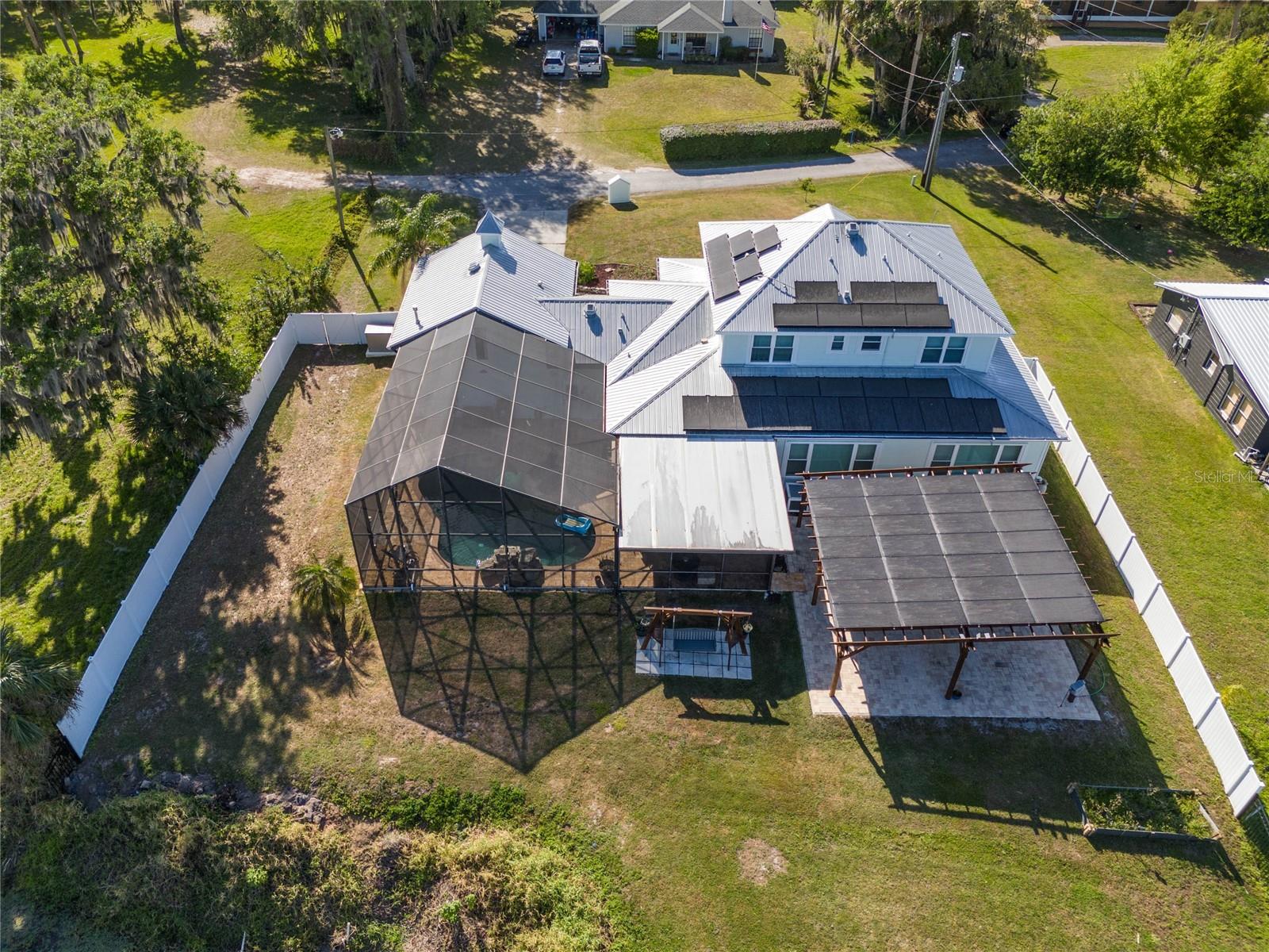 4240 LAKE HARNEY CIR, GENEVA, FL, 32732