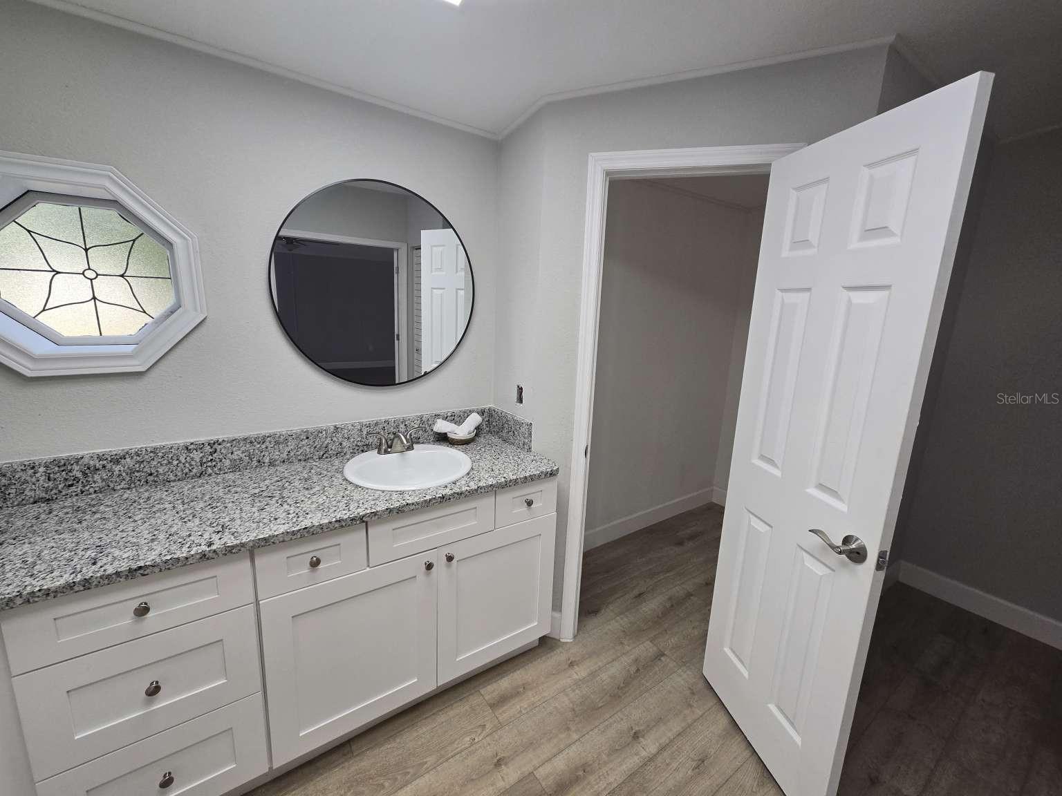 2430 WOODS TRL, LAKELAND, FL, 33809