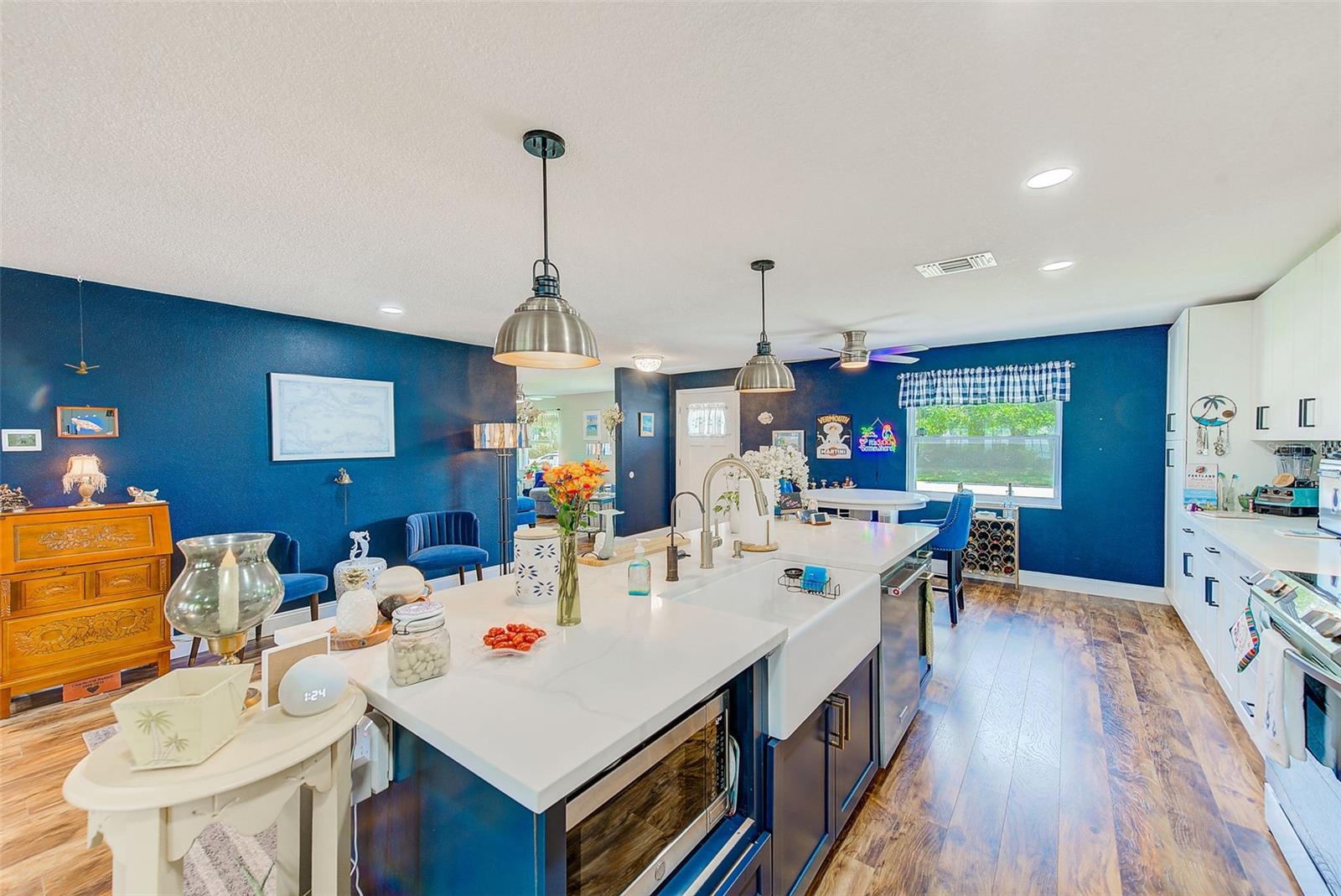 1851 GLENVILLE DR, CLEARWATER, FL, 33765