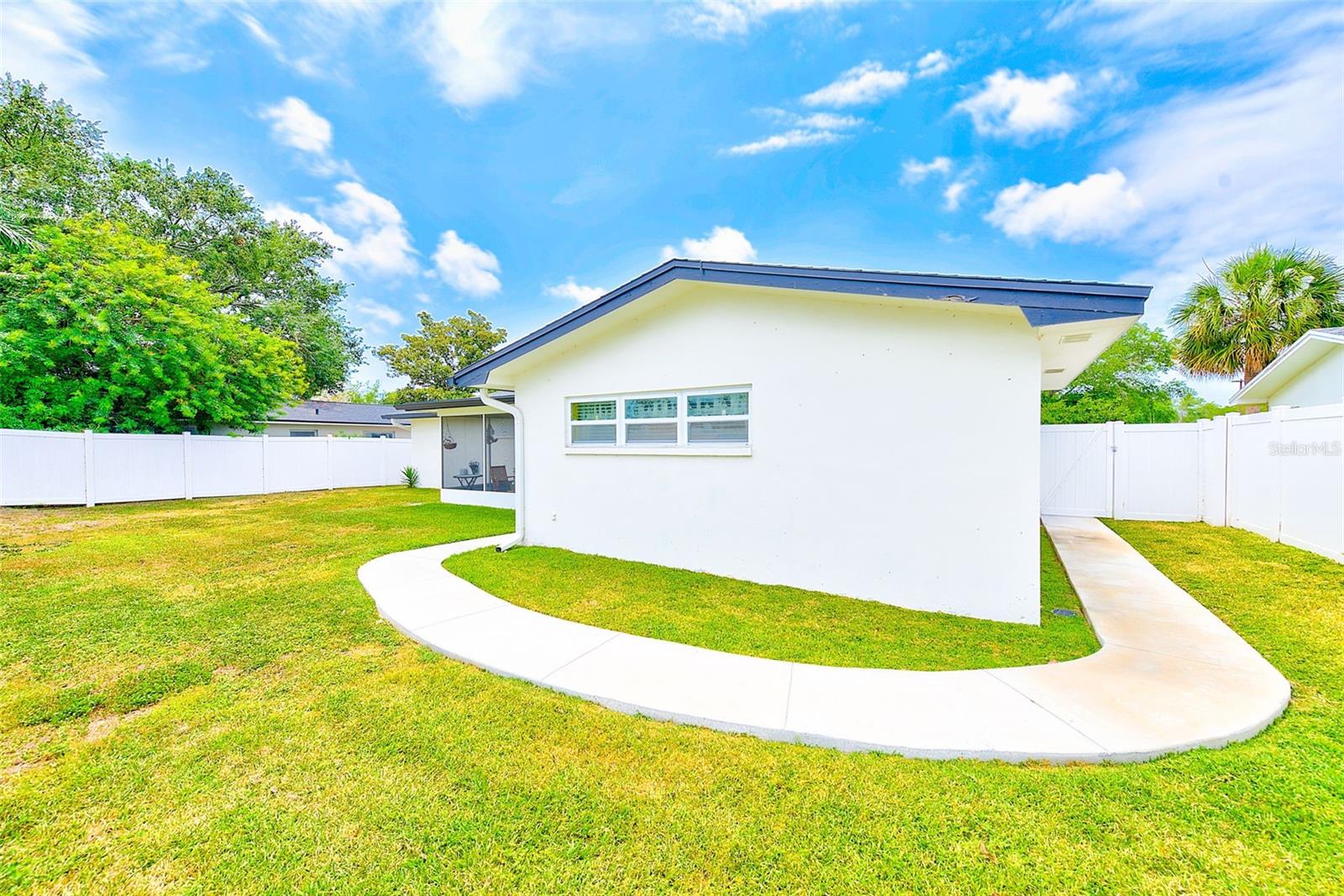 1851 GLENVILLE DR, CLEARWATER, FL, 33765