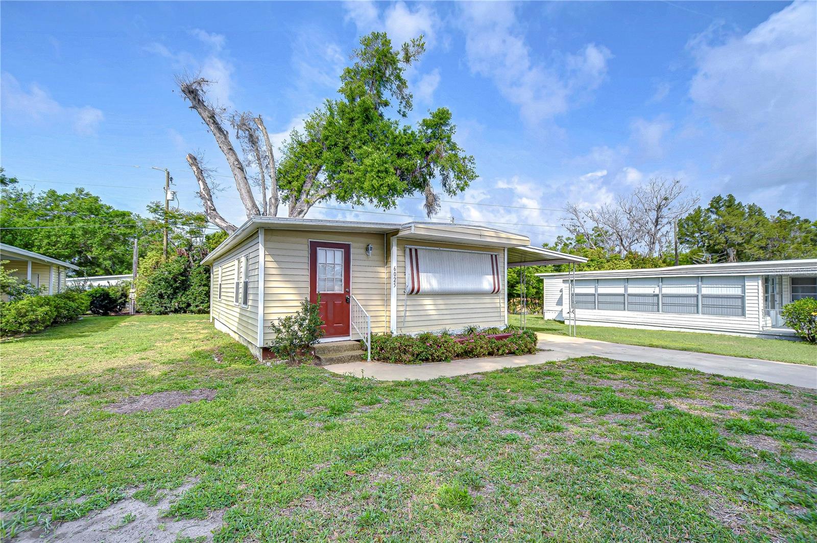 6025 RIDGEWOOD DR, ZEPHYRHILLS, FL, 33542
