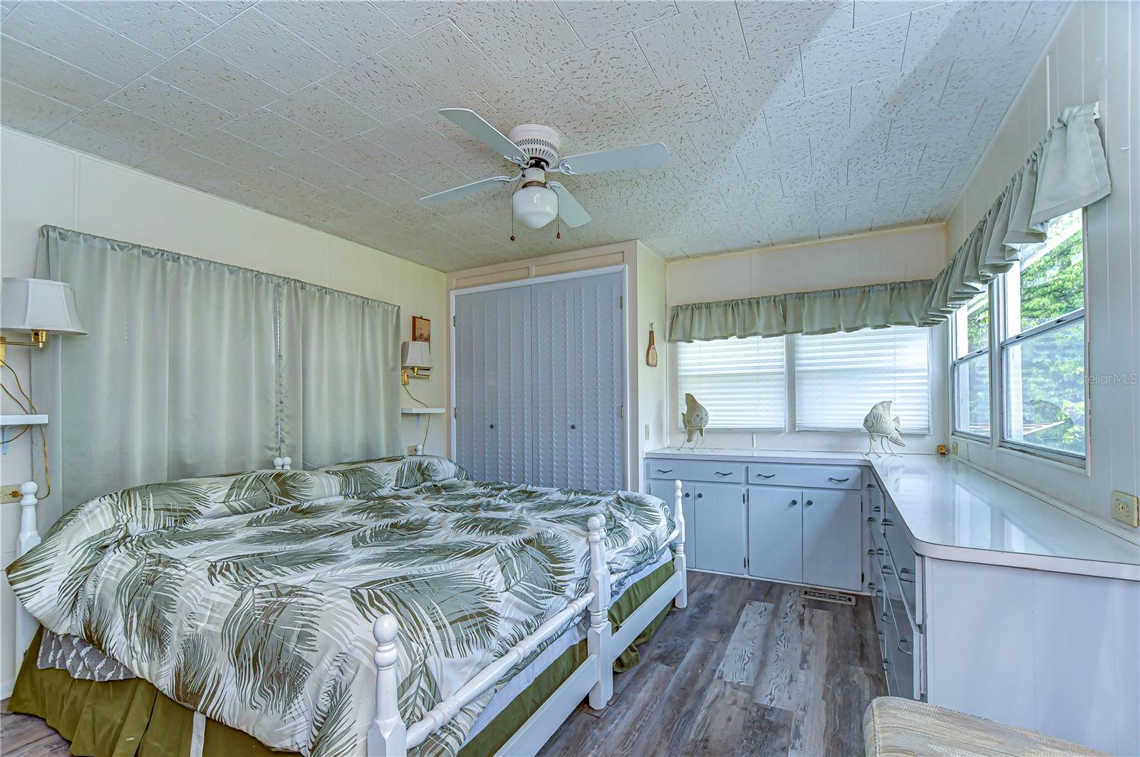 6025 RIDGEWOOD DR, ZEPHYRHILLS, FL, 33542