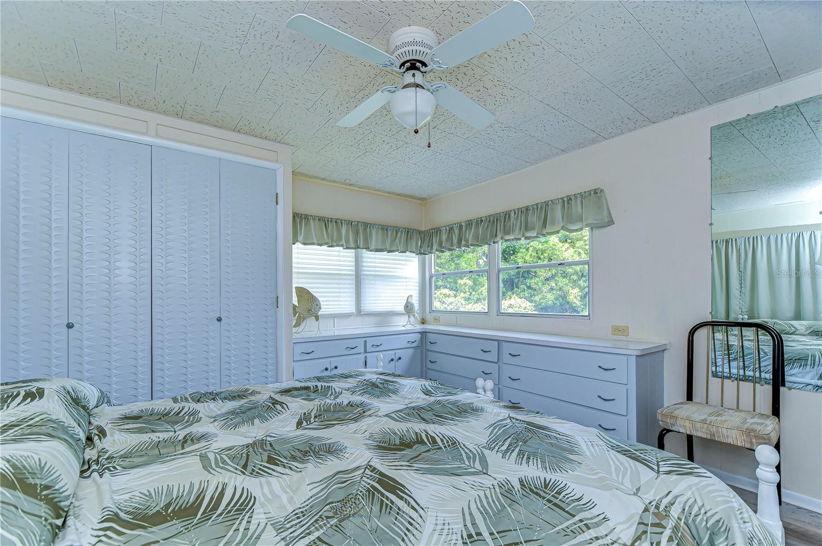 6025 RIDGEWOOD DR, ZEPHYRHILLS, FL, 33542