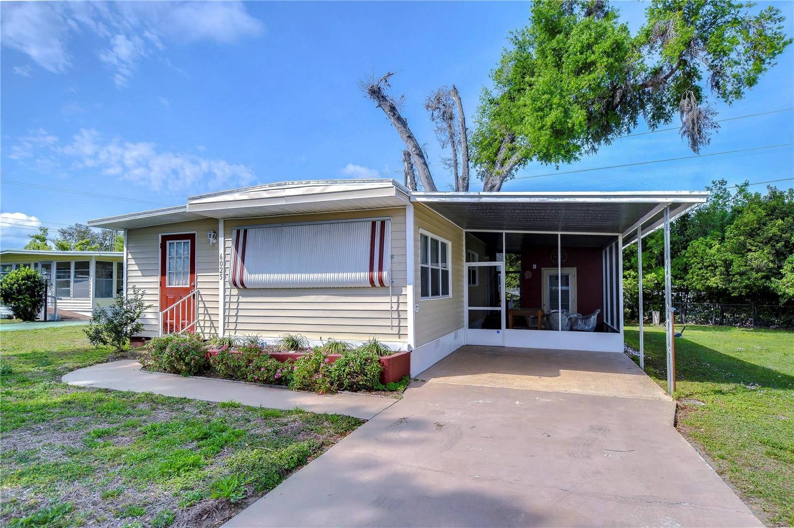 6025 RIDGEWOOD DR, ZEPHYRHILLS, FL, 33542