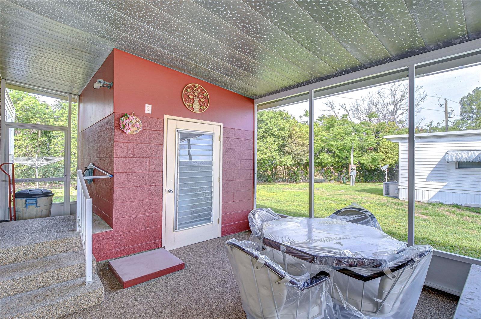 6025 RIDGEWOOD DR, ZEPHYRHILLS, FL, 33542