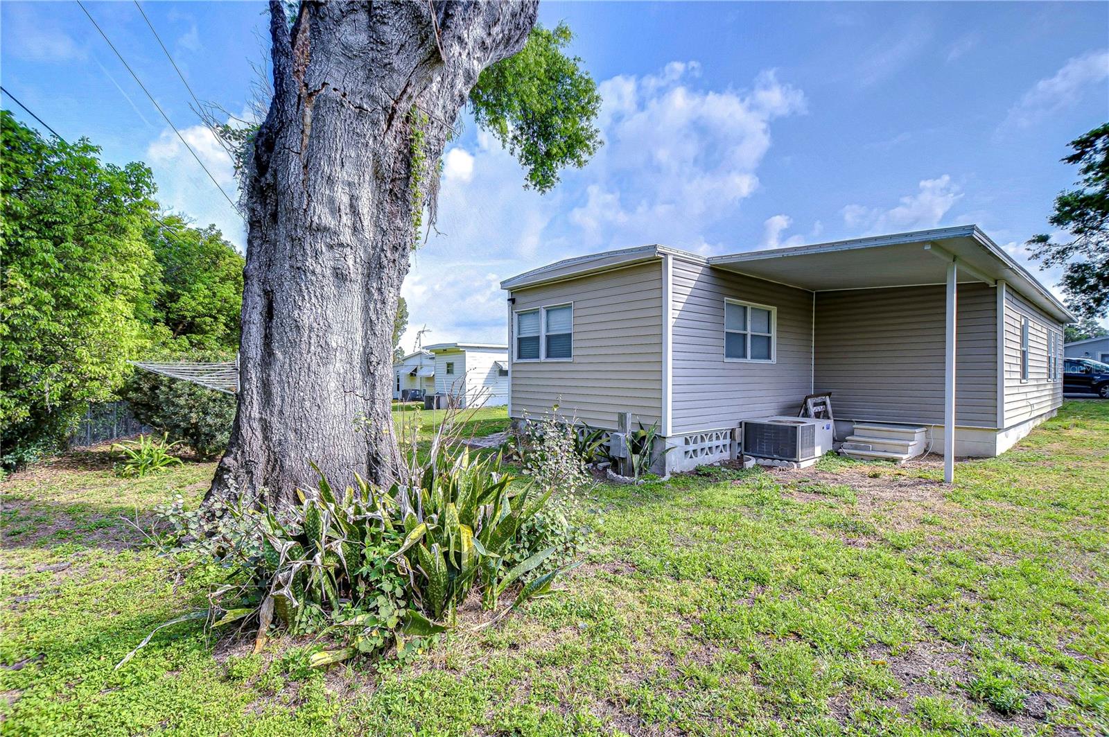 6025 RIDGEWOOD DR, ZEPHYRHILLS, FL, 33542
