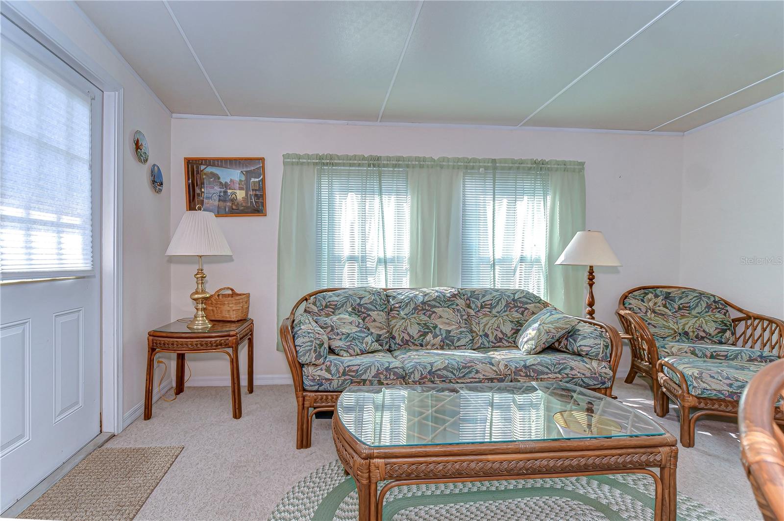 6025 RIDGEWOOD DR, ZEPHYRHILLS, FL, 33542