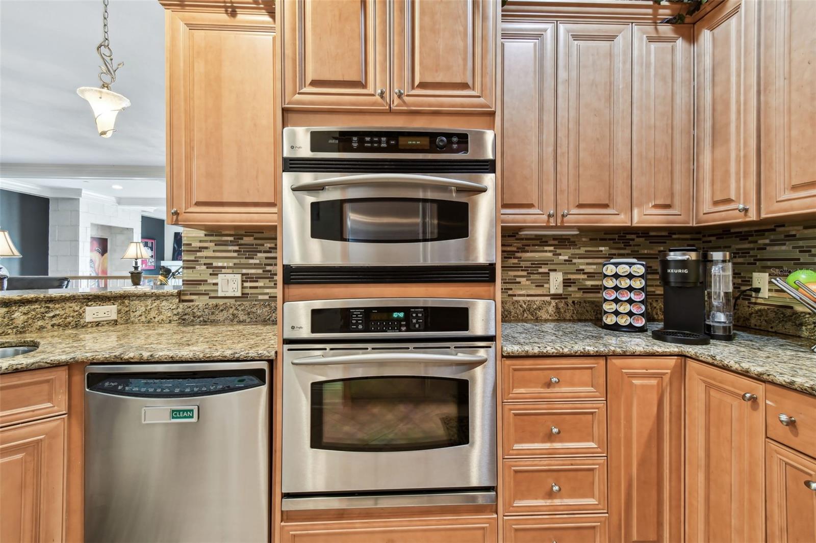525 MANDALAY AVE #33, CLEARWATER BEACH, FL, 33767