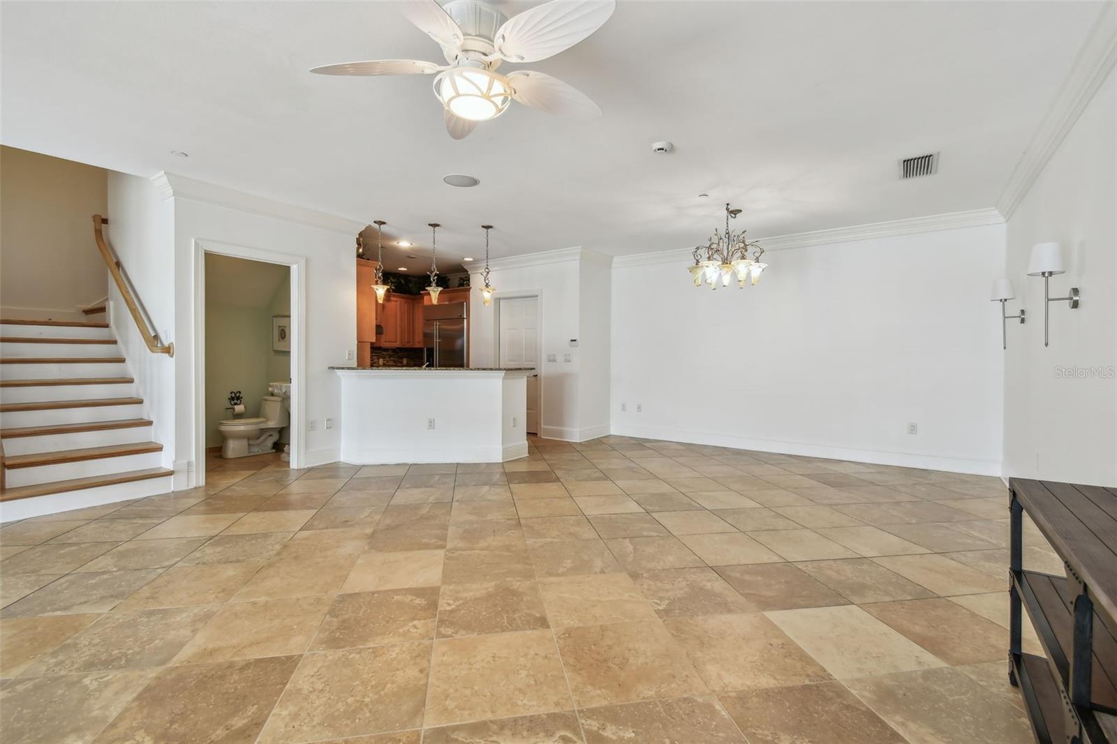 525 MANDALAY AVE #33, CLEARWATER BEACH, FL, 33767