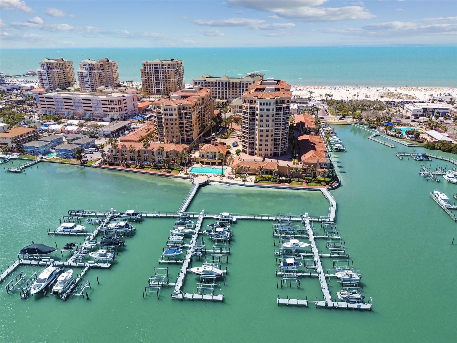 525 MANDALAY AVE #33, CLEARWATER BEACH, FL, 33767