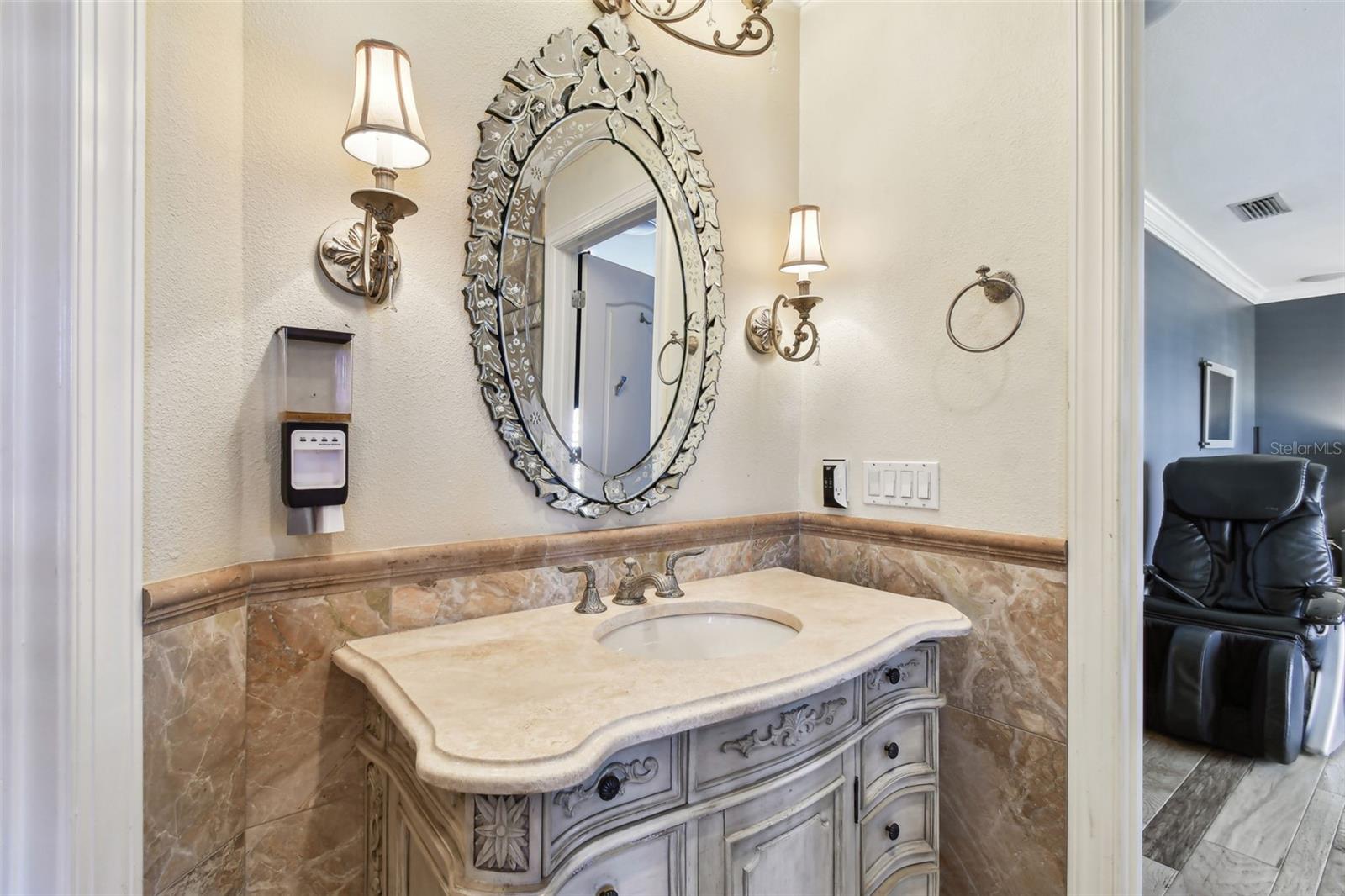 525 MANDALAY AVE #33, CLEARWATER BEACH, FL, 33767