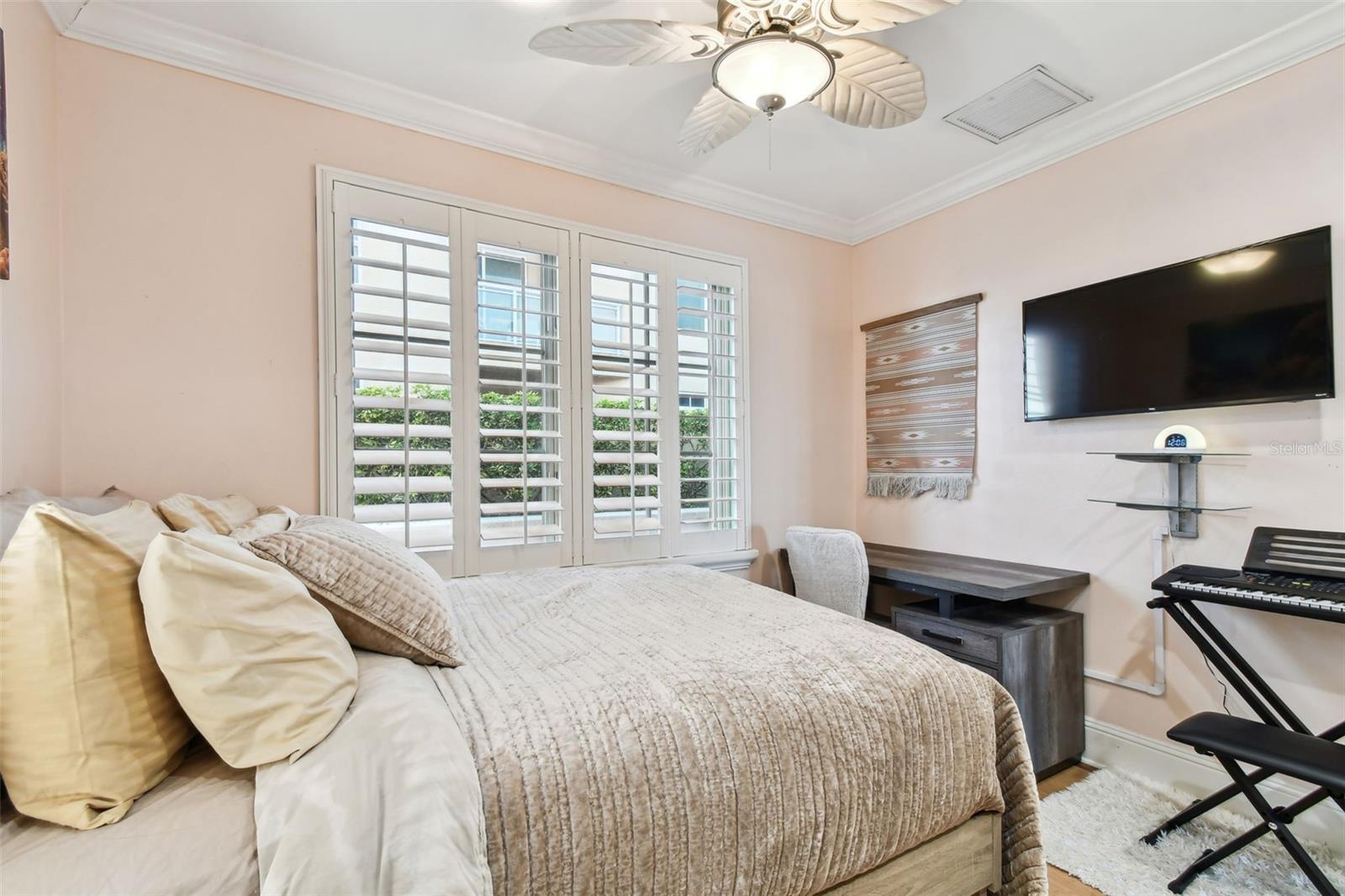 525 MANDALAY AVE #33, CLEARWATER BEACH, FL, 33767