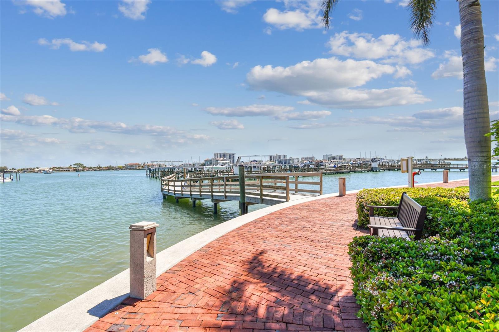 525 MANDALAY AVE #33, CLEARWATER BEACH, FL, 33767