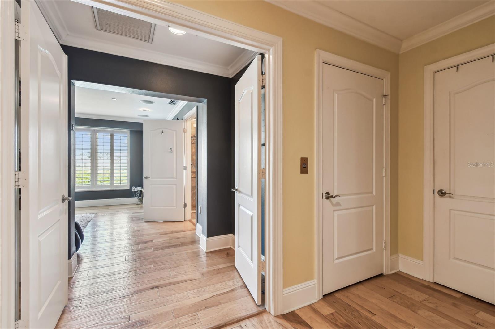 525 MANDALAY AVE #33, CLEARWATER BEACH, FL, 33767