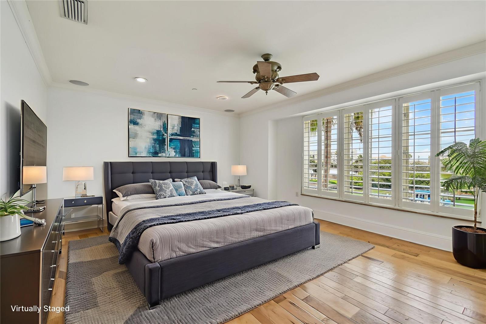 525 MANDALAY AVE #33, CLEARWATER BEACH, FL, 33767
