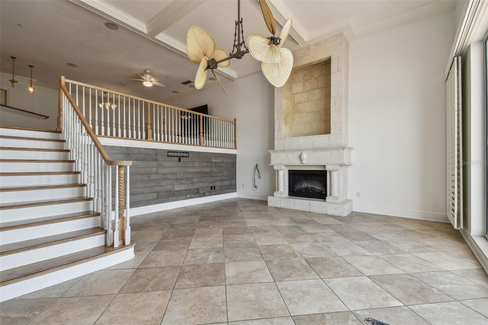 525 MANDALAY AVE #33, CLEARWATER BEACH, FL, 33767