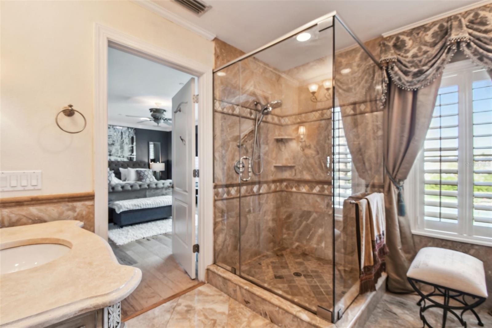 525 MANDALAY AVE #33, CLEARWATER BEACH, FL, 33767