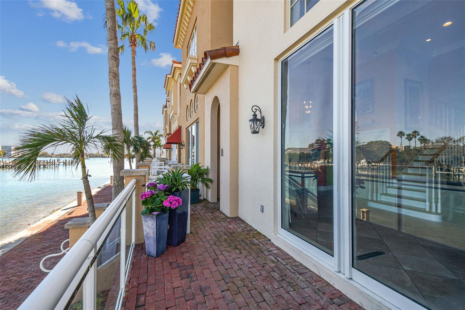 525 MANDALAY AVE #33, CLEARWATER BEACH, FL, 33767