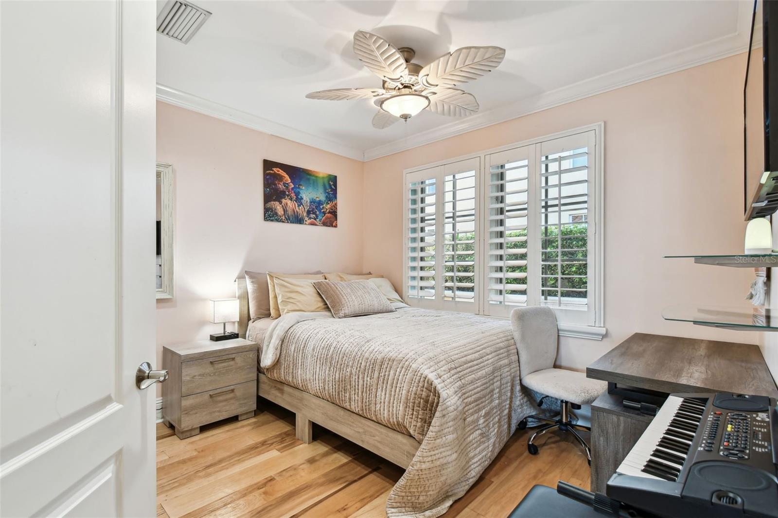525 MANDALAY AVE #33, CLEARWATER BEACH, FL, 33767