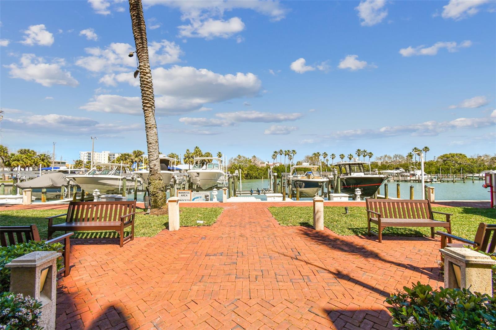 525 MANDALAY AVE #33, CLEARWATER BEACH, FL, 33767