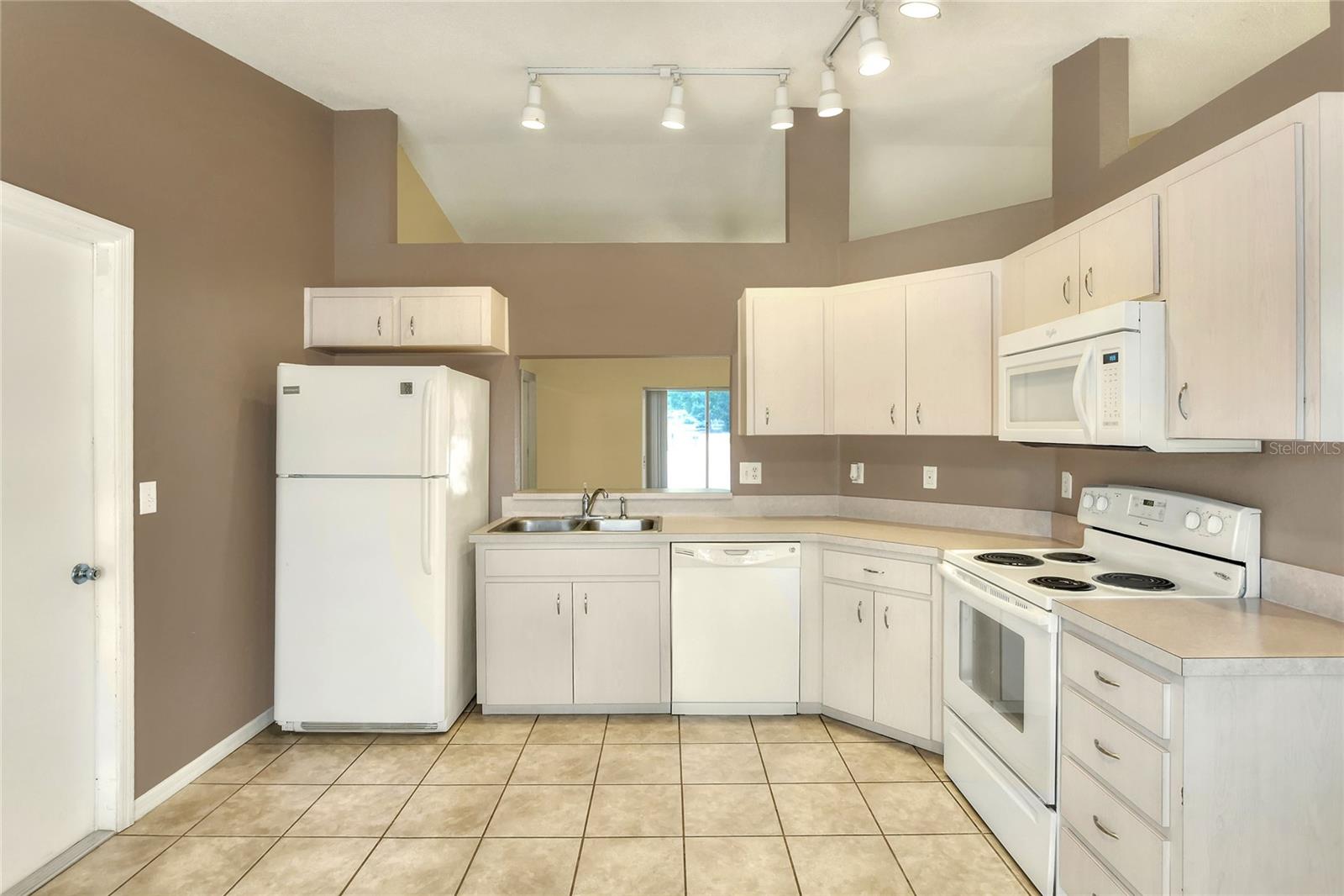 7968 CHARLESTON BLVD, LAKELAND, FL, 33810
