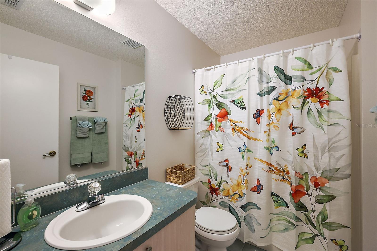 2113 ESCOBAR AVE, LADY LAKE, FL, 32159