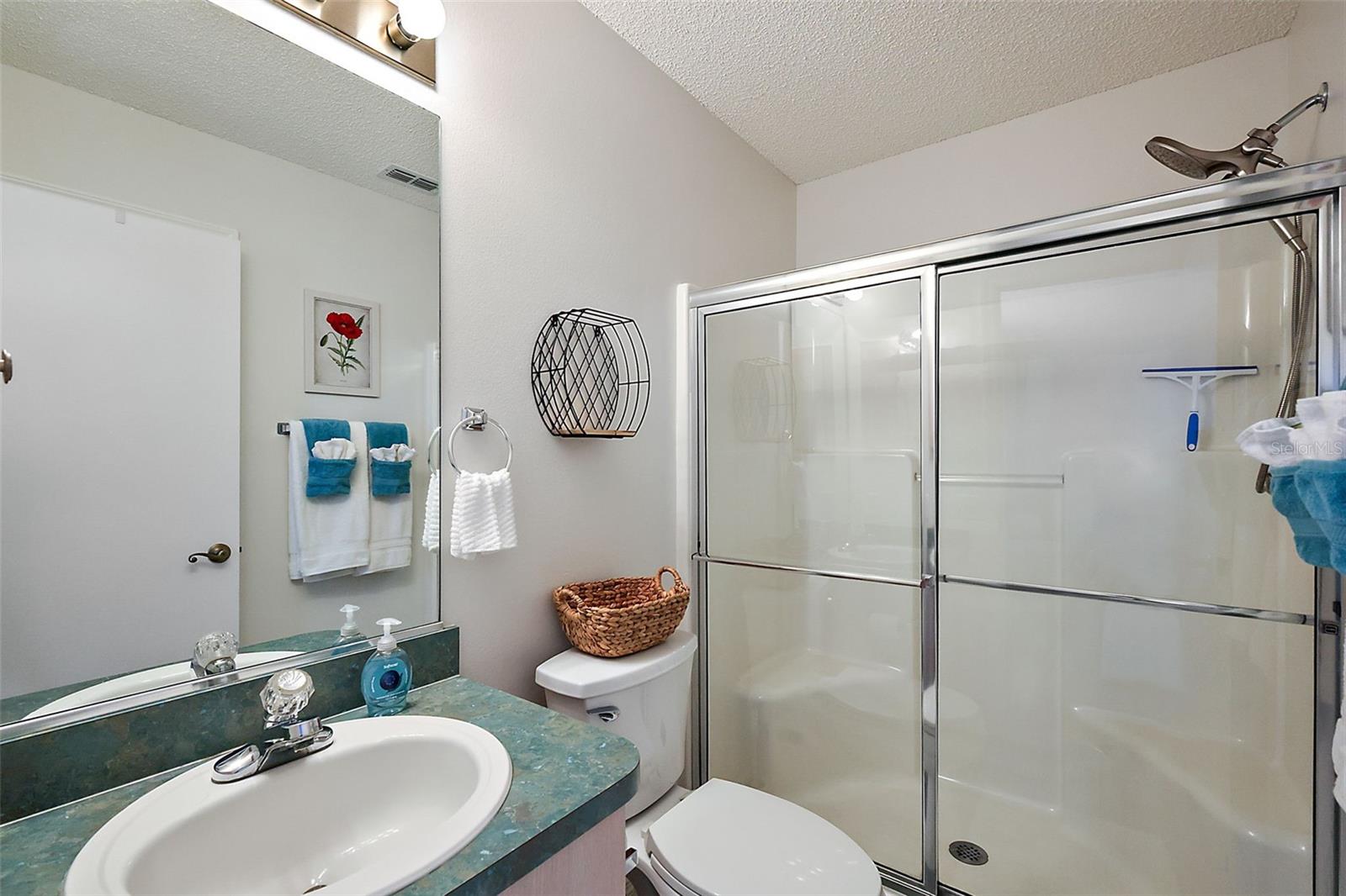 2113 ESCOBAR AVE, LADY LAKE, FL, 32159