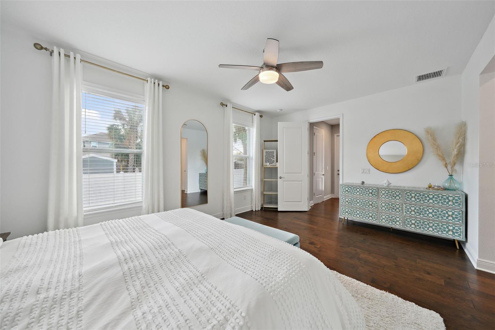 2904 W AVERILL AVE, TAMPA, FL, 33611