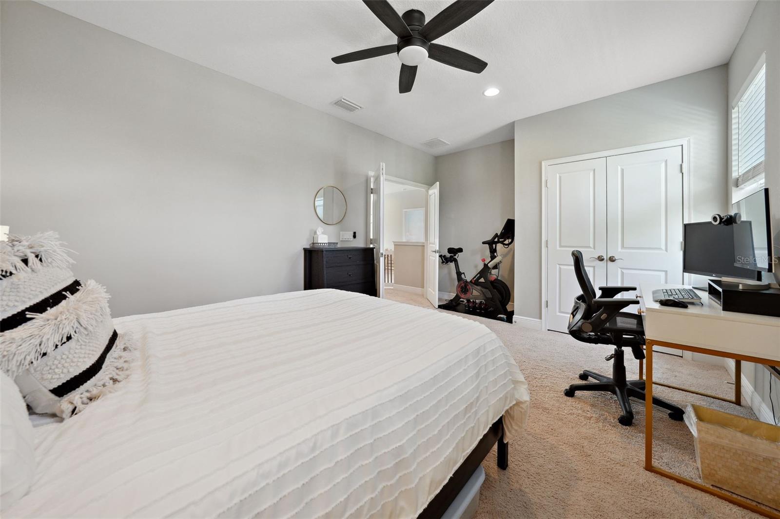 2904 W AVERILL AVE, TAMPA, FL, 33611