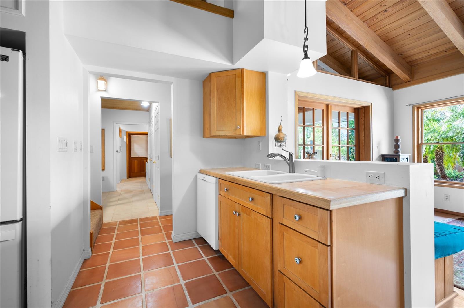 2760 LEMON AVE, ENGLEWOOD, FL, 34223