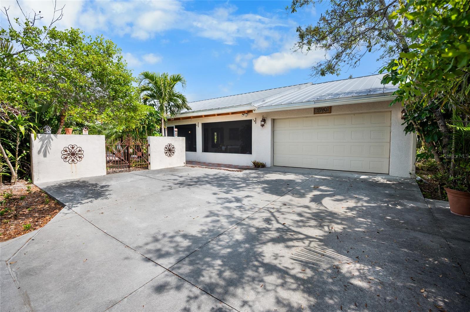 2760 LEMON AVE, ENGLEWOOD, FL, 34223