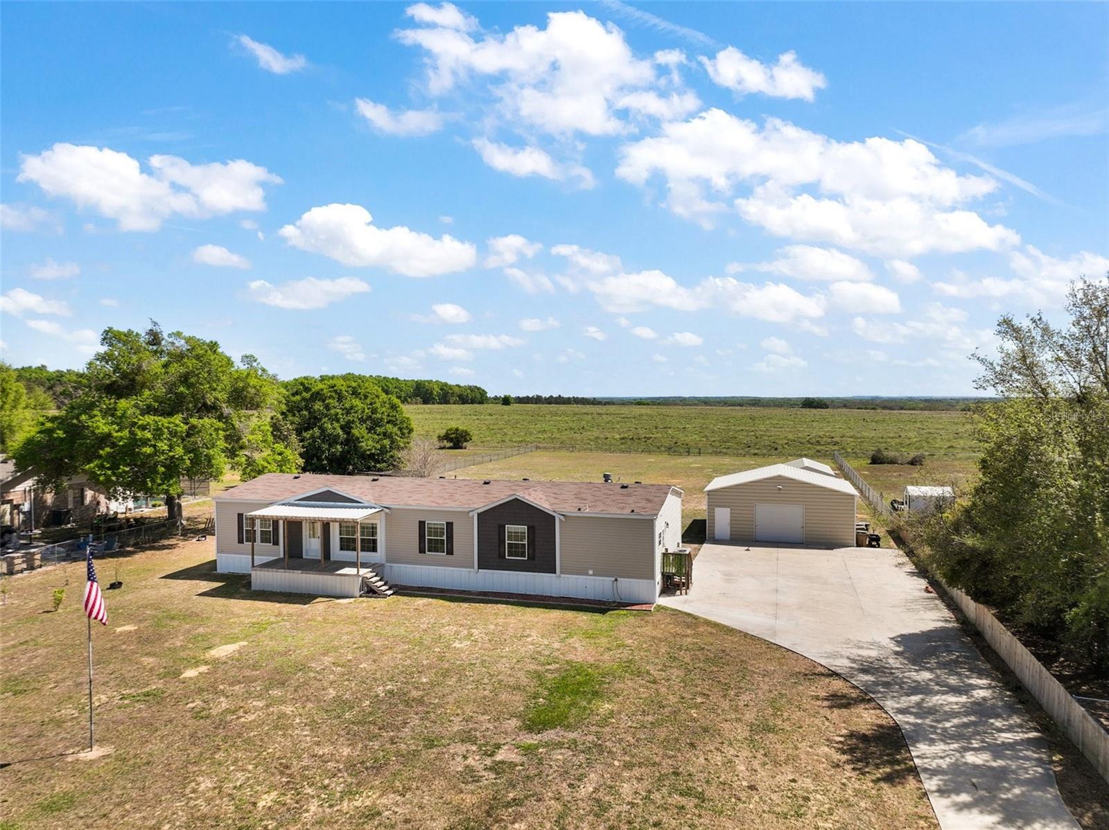 41620 COUNTY ROAD 452, LEESBURG, FL, 34788