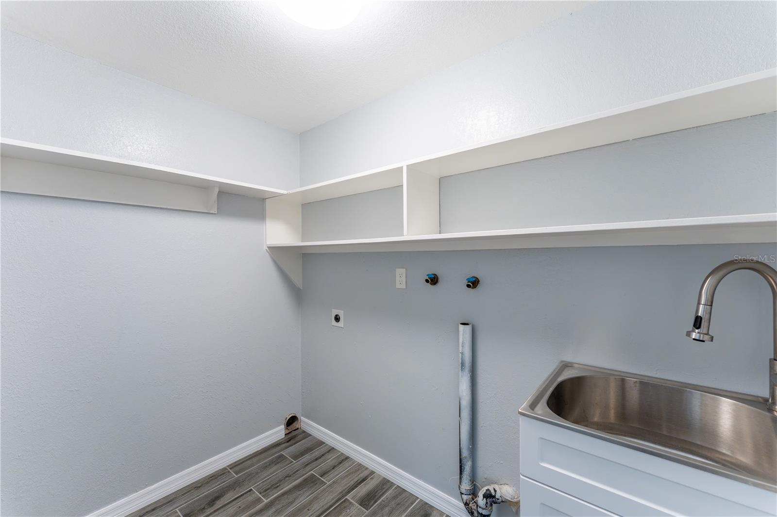 8705 VILLAGE MILL ROW, HUDSON, FL, 34667