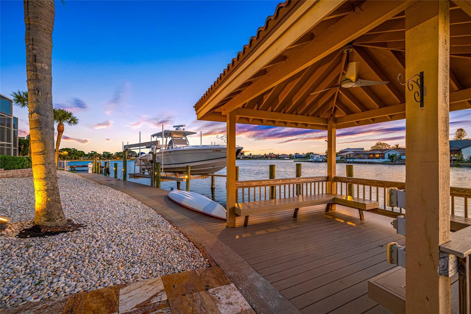 5812 MARINERS WATCH DR, TAMPA, FL, 33615