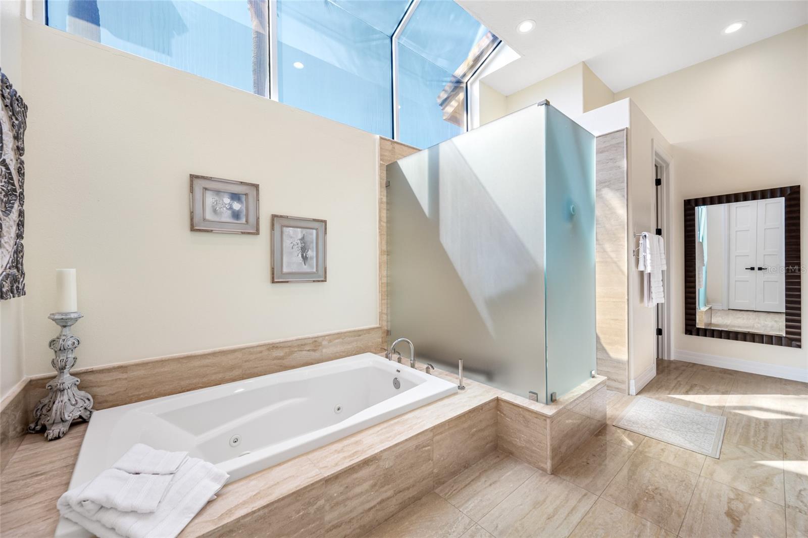 5812 MARINERS WATCH DR, TAMPA, FL, 33615