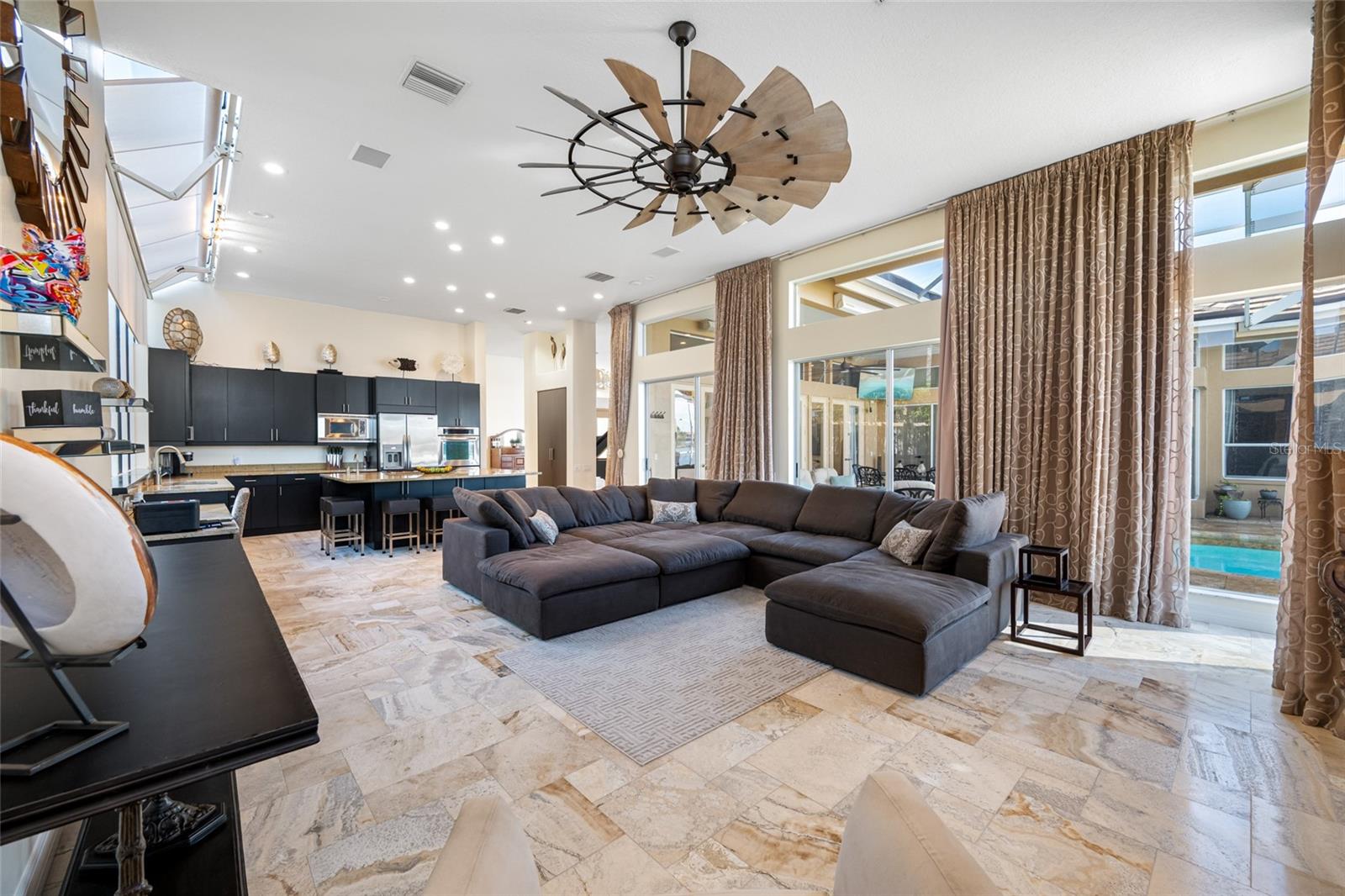 5812 MARINERS WATCH DR, TAMPA, FL, 33615
