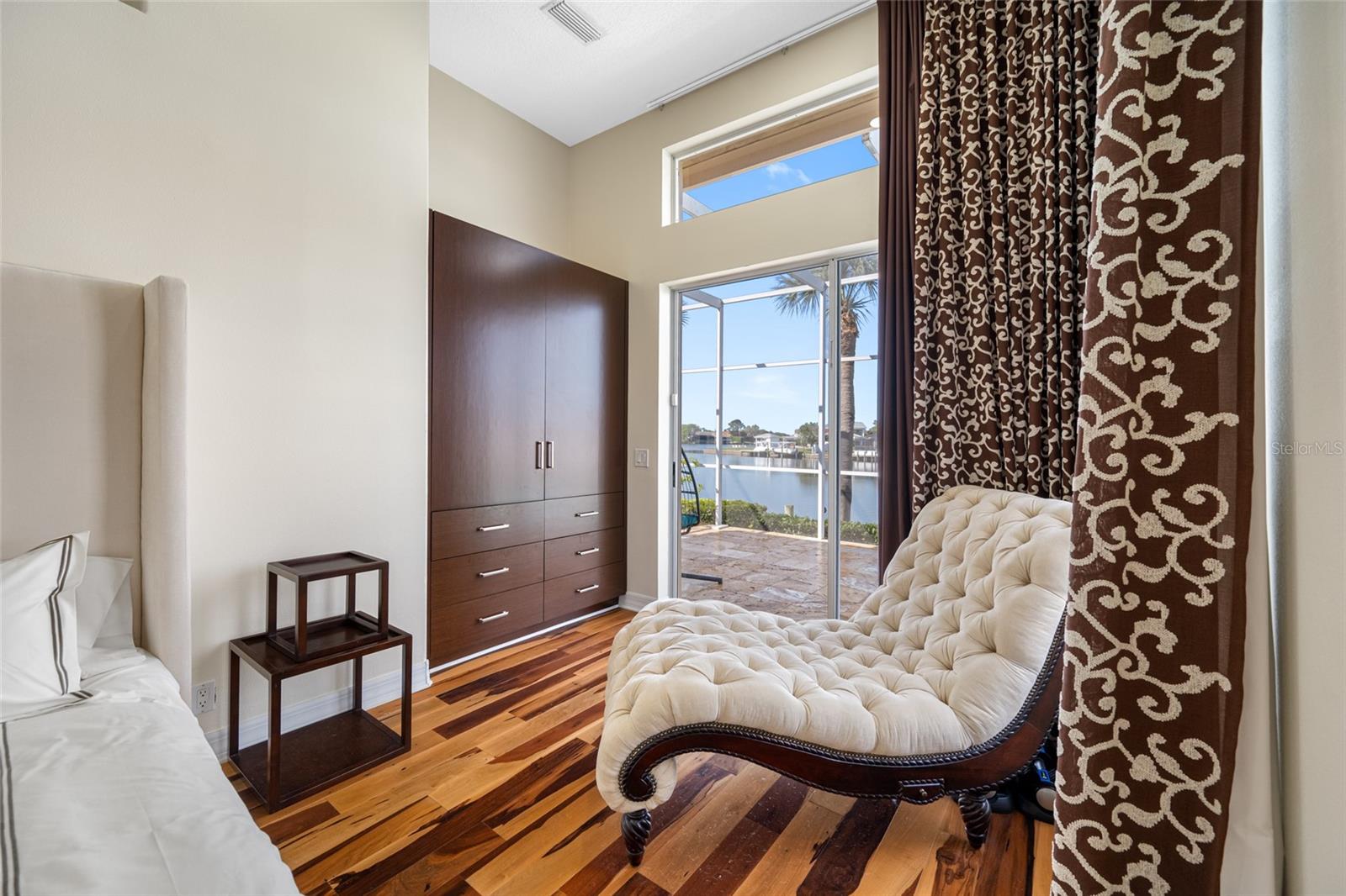 5812 MARINERS WATCH DR, TAMPA, FL, 33615