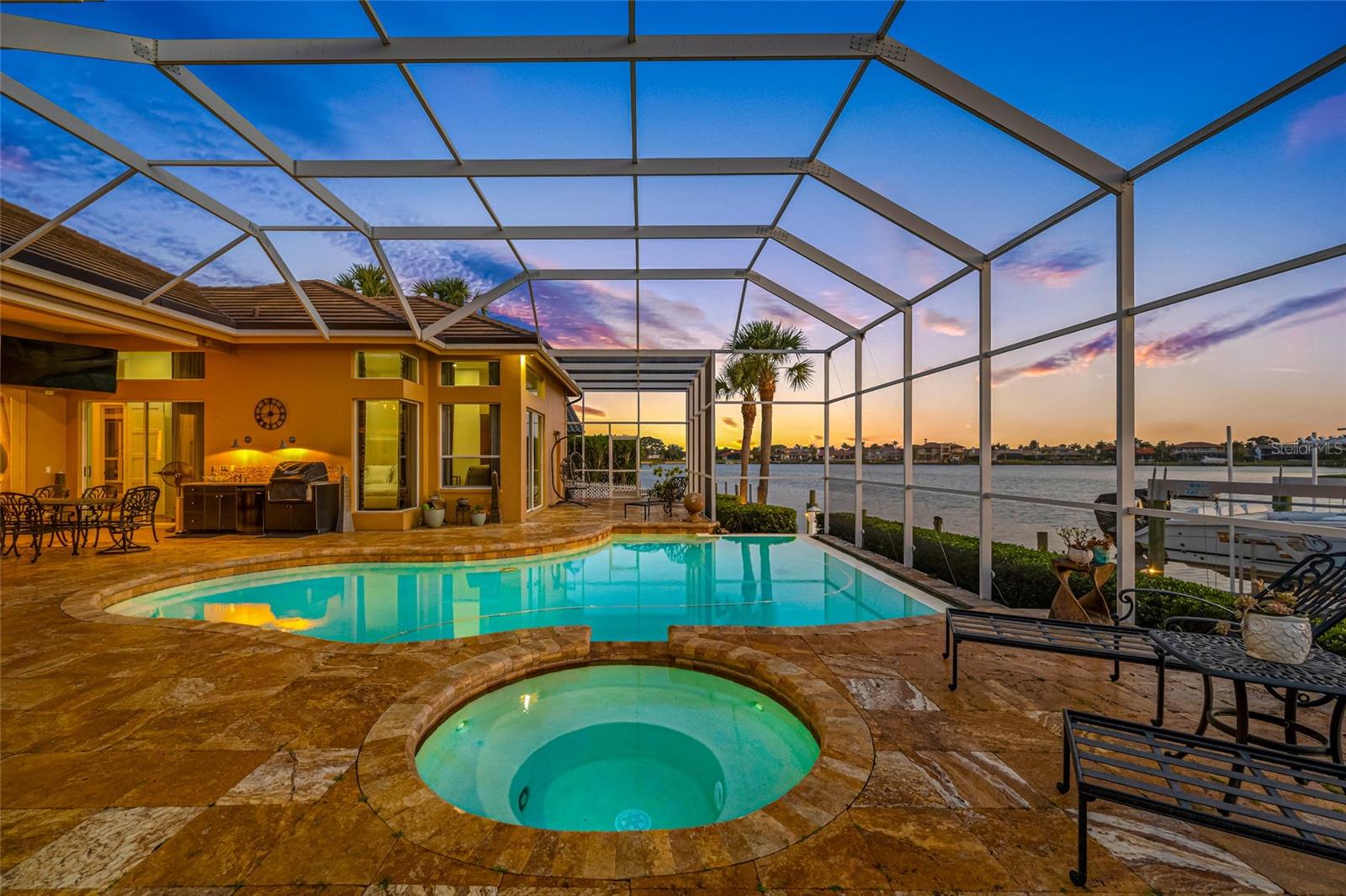 5812 MARINERS WATCH DR, TAMPA, FL, 33615