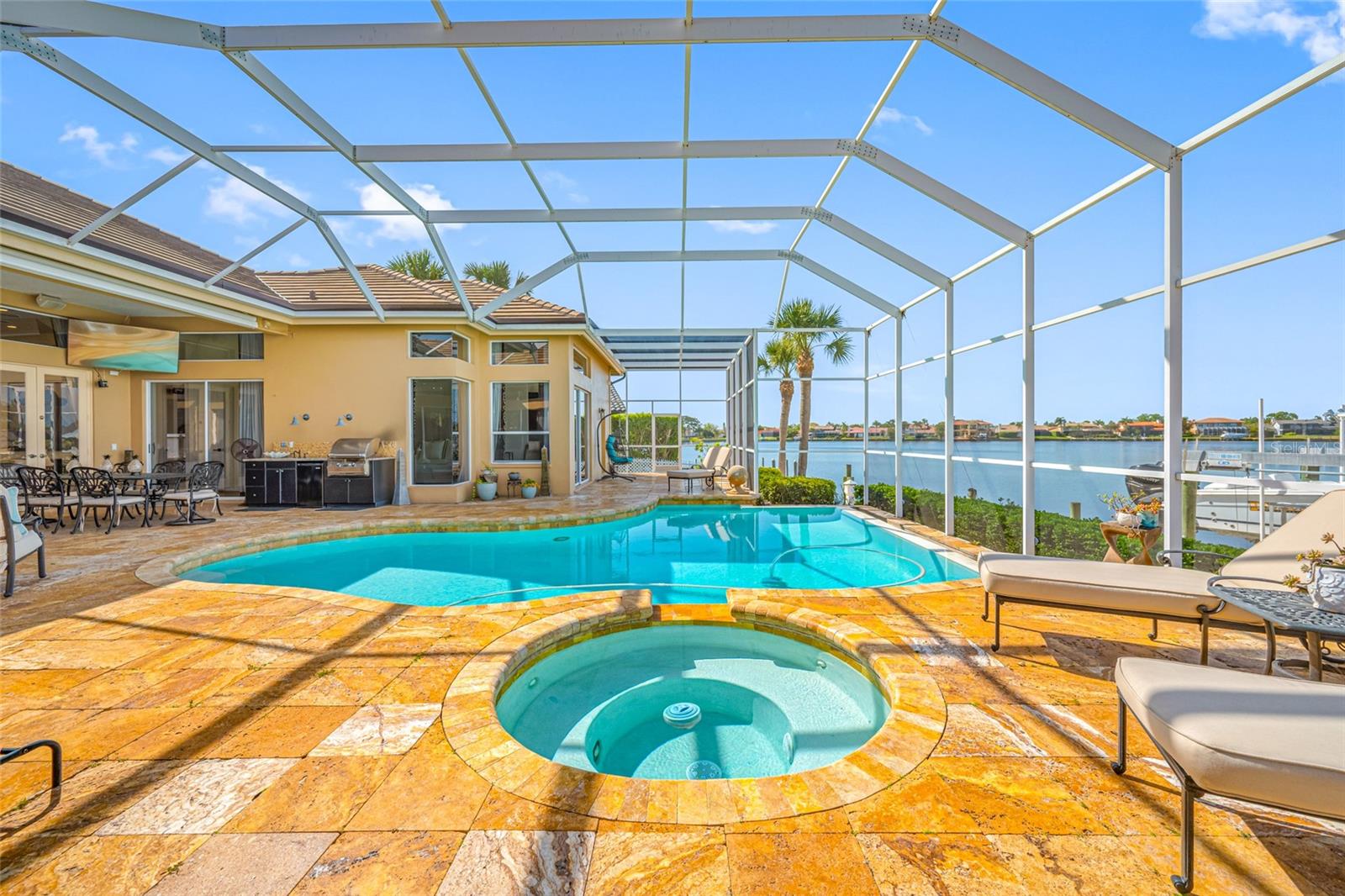 5812 MARINERS WATCH DR, TAMPA, FL, 33615