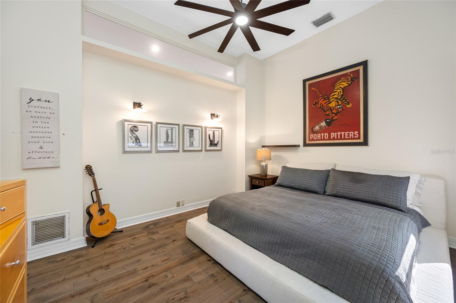 5812 MARINERS WATCH DR, TAMPA, FL, 33615