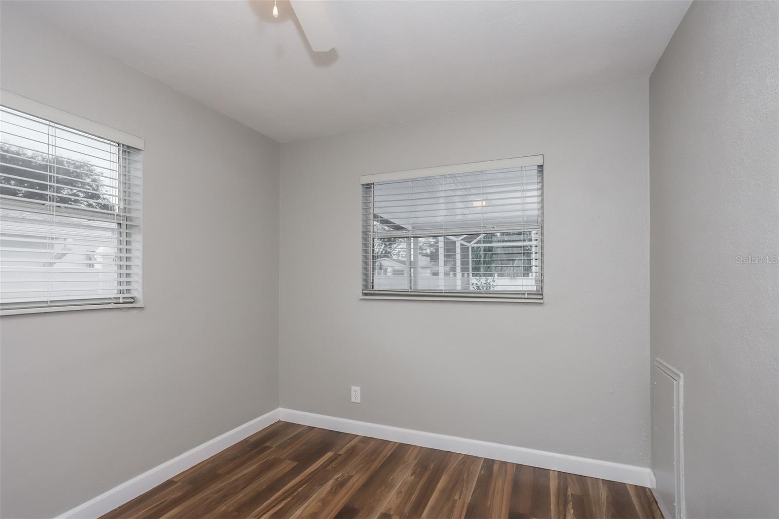 239 93RD AVE N, ST PETERSBURG, FL, 33702