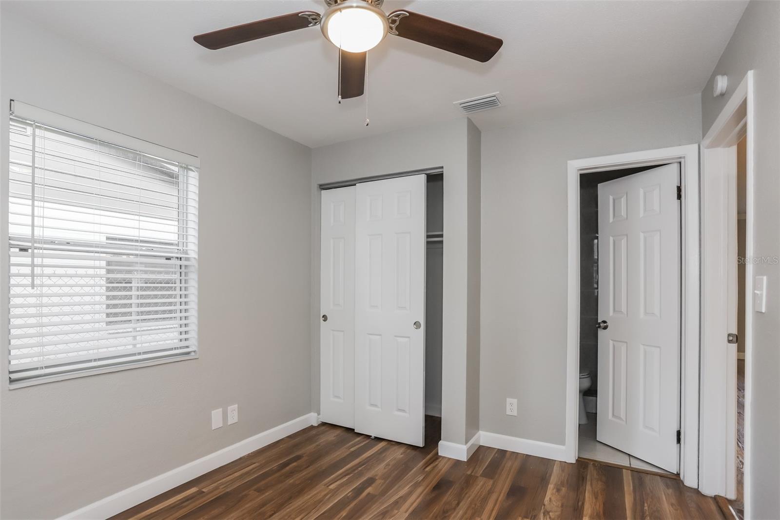 239 93RD AVE N, ST PETERSBURG, FL, 33702
