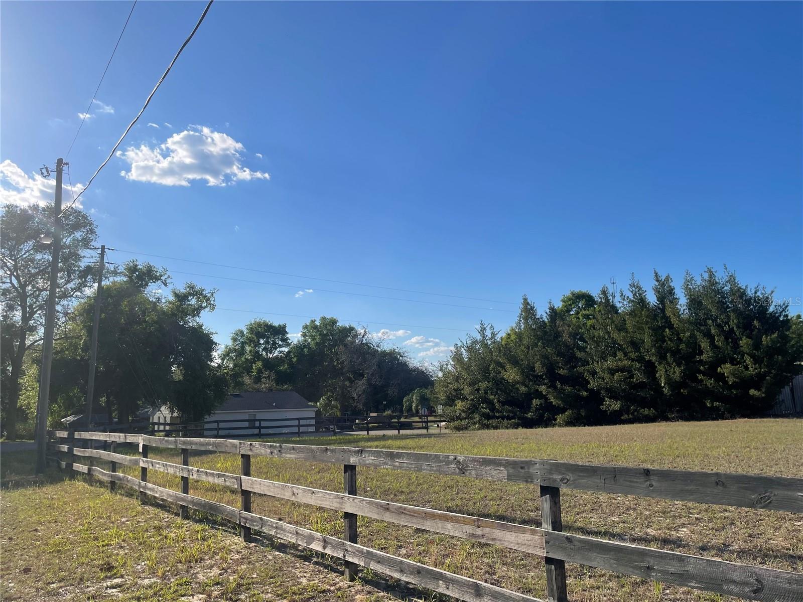 PADGETT CIR, LADY LAKE, FL, 32159