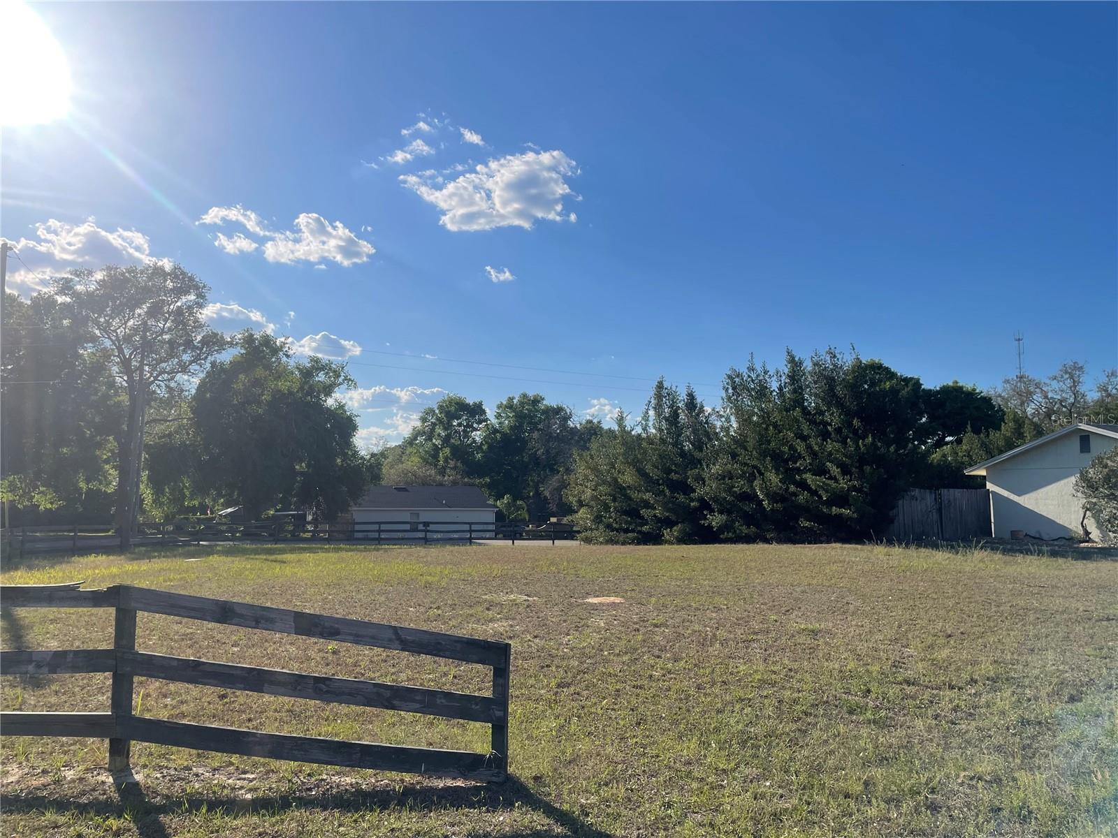 PADGETT CIR, LADY LAKE, FL, 32159